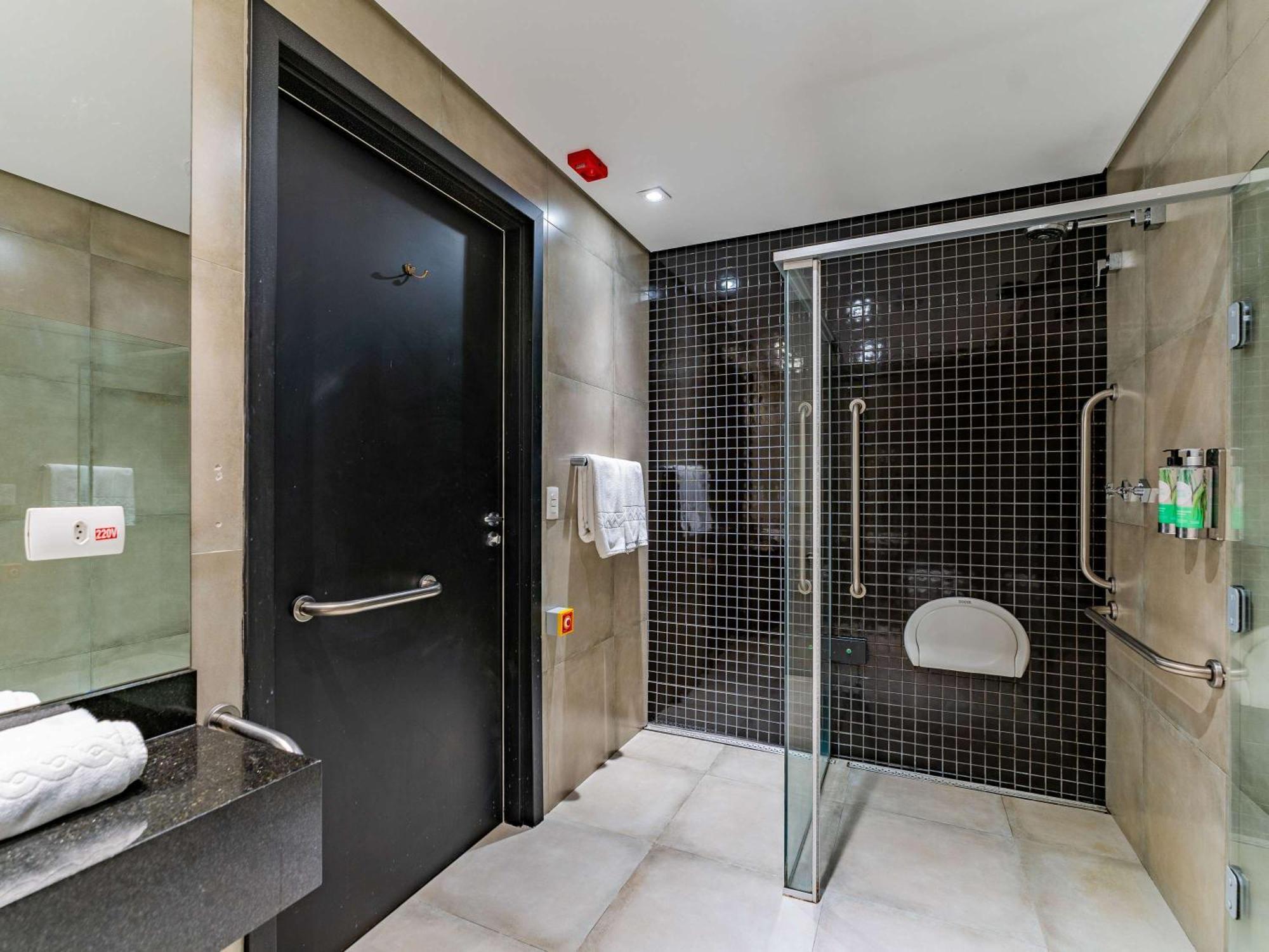 Grand Mercure Rayon 5* Curitiba